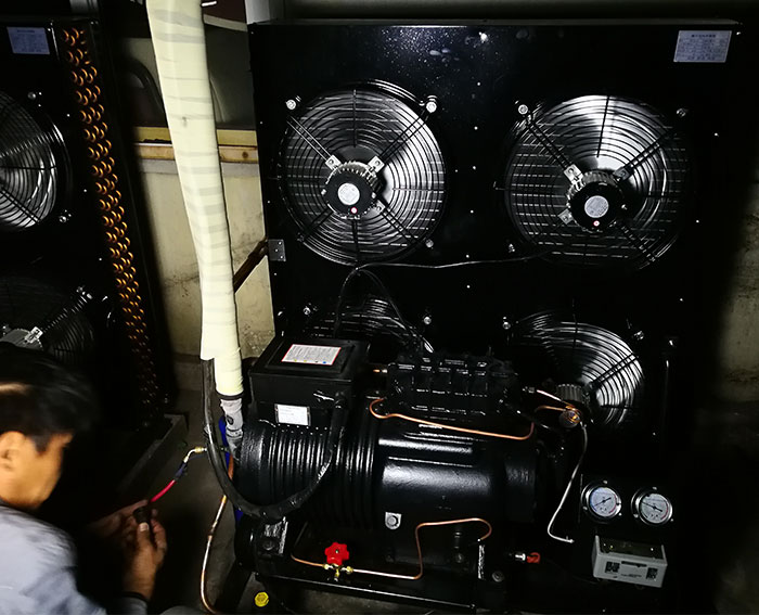 谷輪型半封閉機(jī)組/揚(yáng)州九齊制冷設(shè)備有限公司